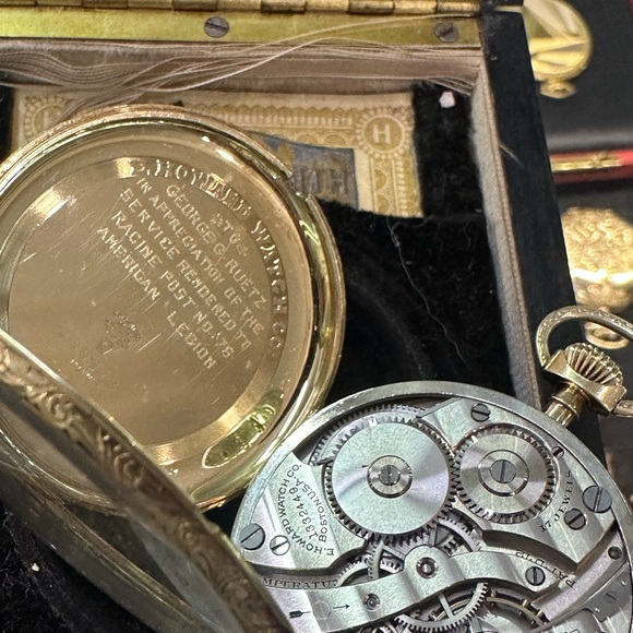 14k Howard Pocket Watch in the original box with papers. Manual wind movement - Picture 3 of 4